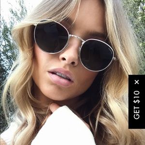 Gold heritage sunglasses Minkpink